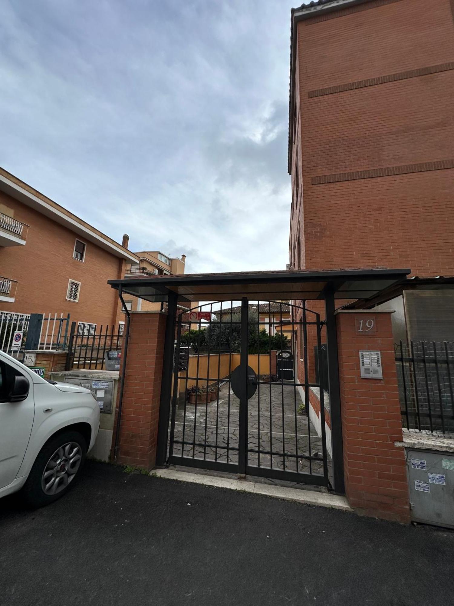 Il Nido Di Roma - Ospedale Gemelli & Garden Exterior foto